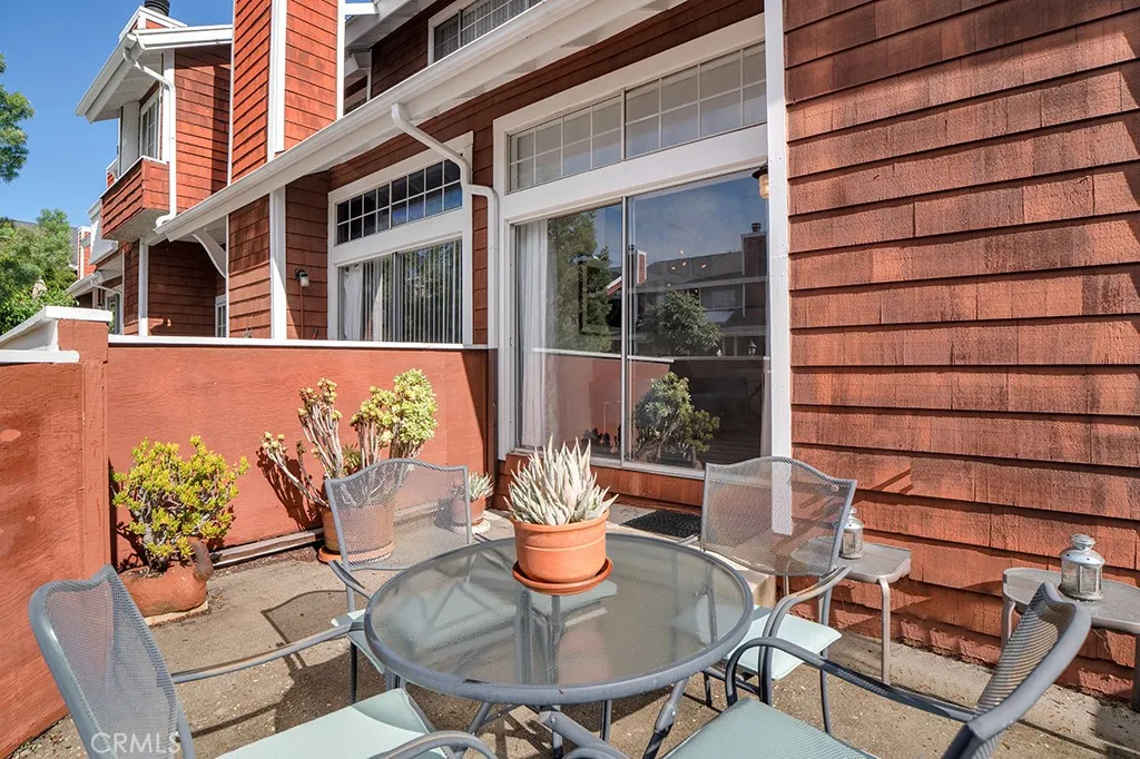 Additional image 6 of 19431 Sherman Way Unit 10, Reseda, CA 91335