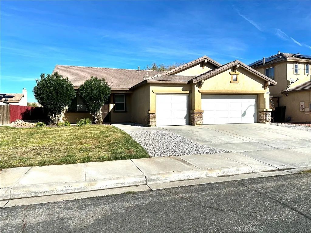 Additional image 3 of 13846 Hawk Court, Victorville, CA 92394