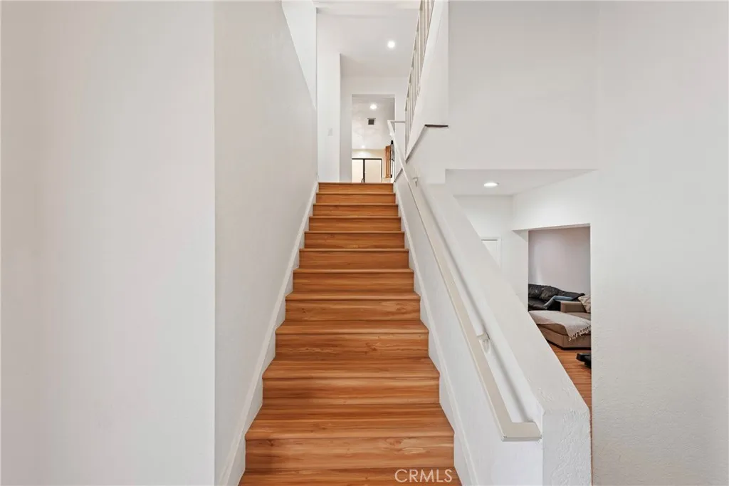 Additional image 8 of 1832 Redcliff Street, Los Angeles, CA 90026