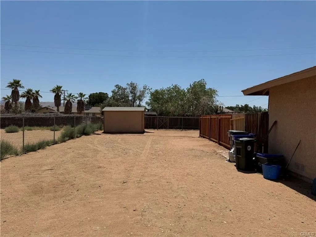 Additional image 5 of 21275 Pocomoke Road, Apple Valley, CA 92308