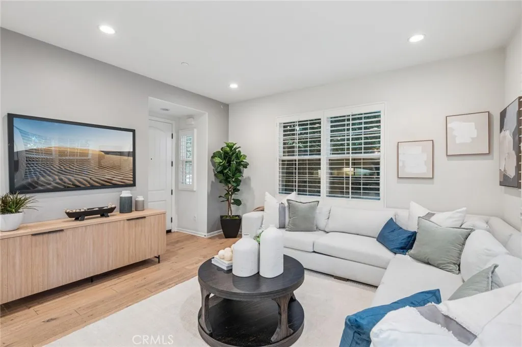 Additional image 5 of 57 Strawberry Grove, Irvine, CA 92620