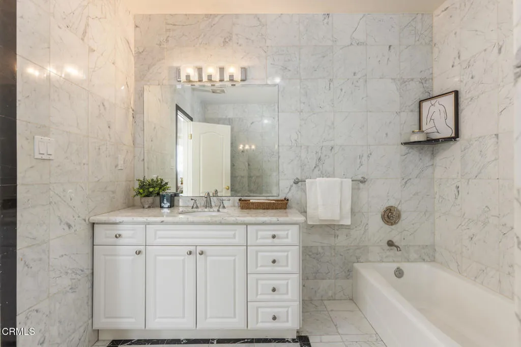 Additional image 127 of 4926 Crown Avenue, La Canada Flintridge, CA 91011