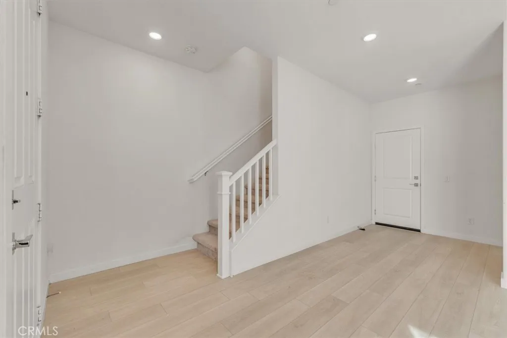 Additional image 83 of 27116 Valley Oak Place, Valencia, CA 91355