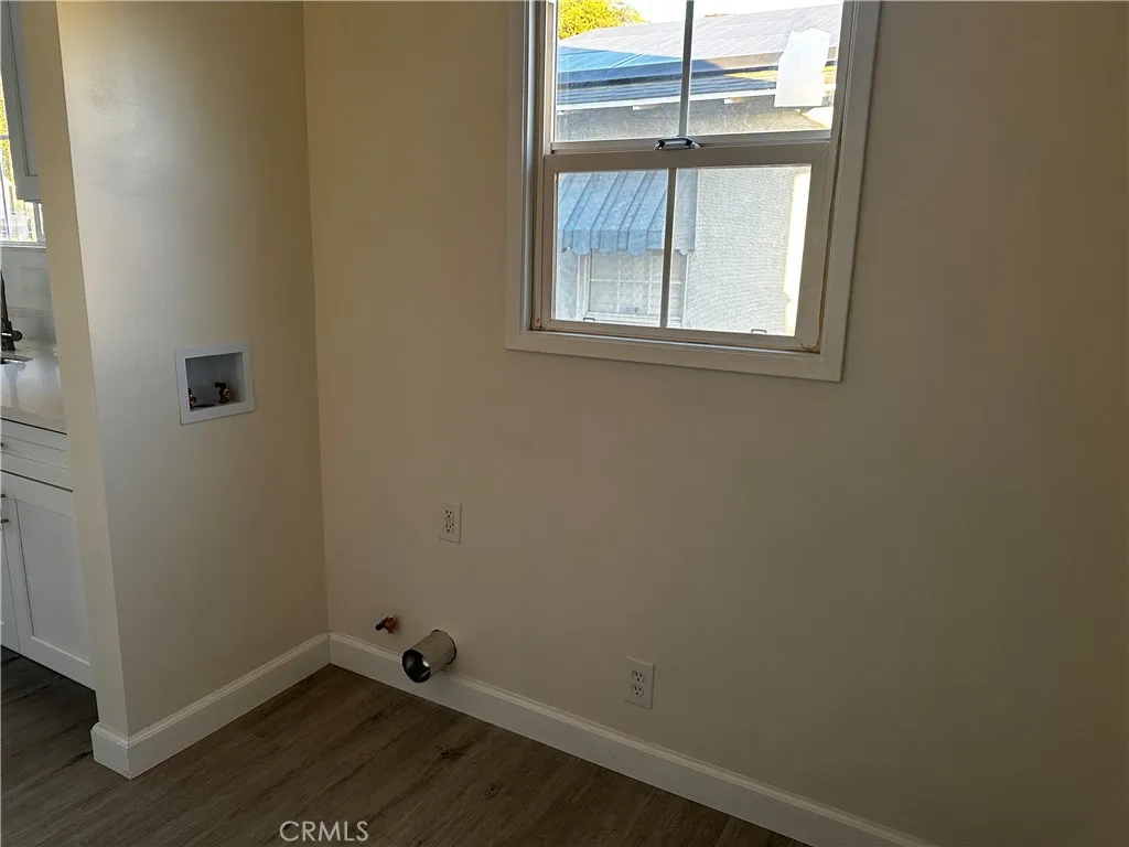 Additional image 5 of 1726 E 122nd St, Los Angeles, CA 90059