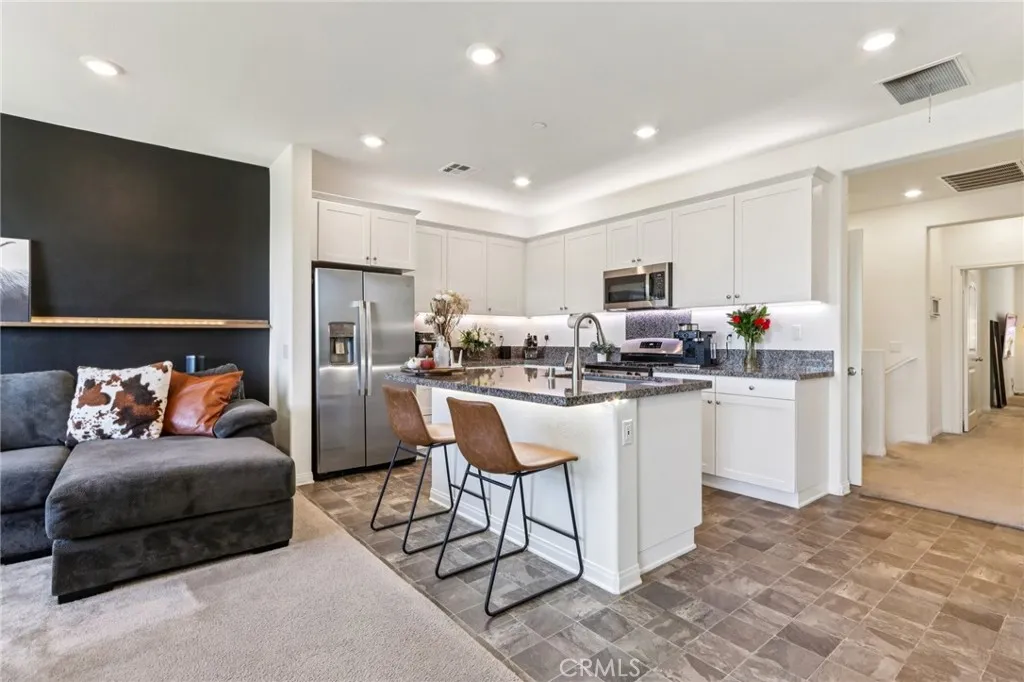 Additional image 7 of 16620 Wyndham Lane Unit 9, Fontana, CA 92336