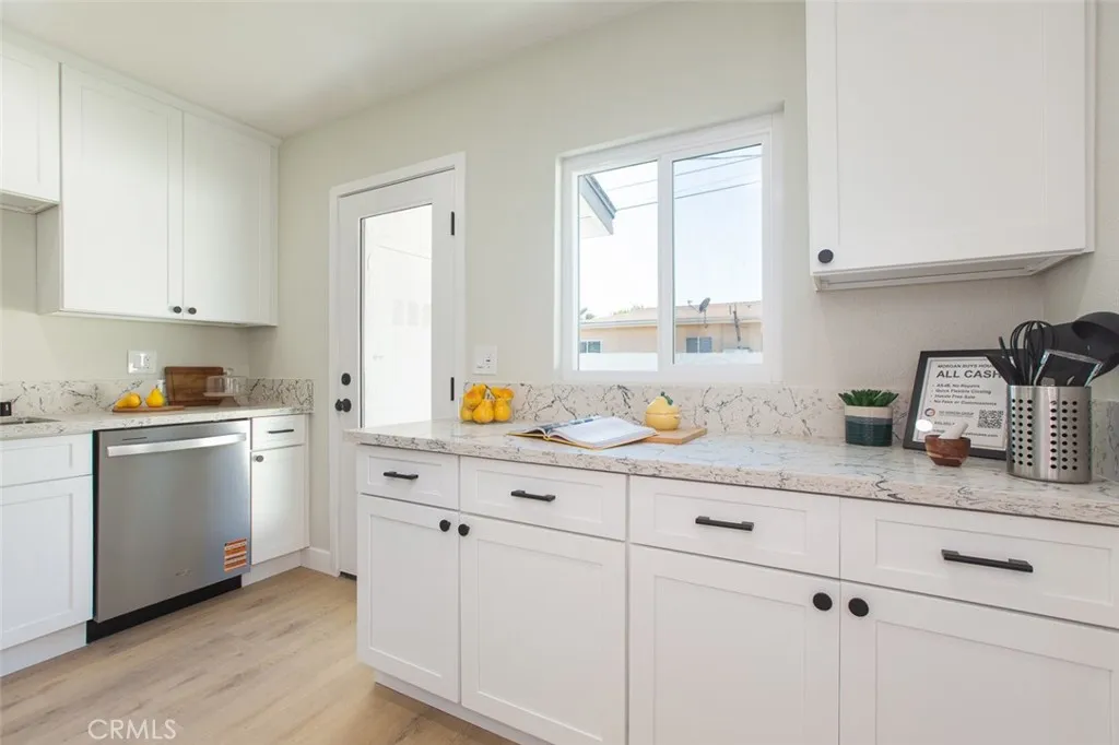 Additional image 16 of 425 S Cliveden Avenue, Compton, CA 90220