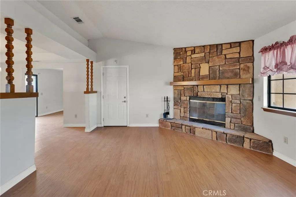 Additional image 42 of 15457 Washoan Rd, Apple Valley, CA 92307