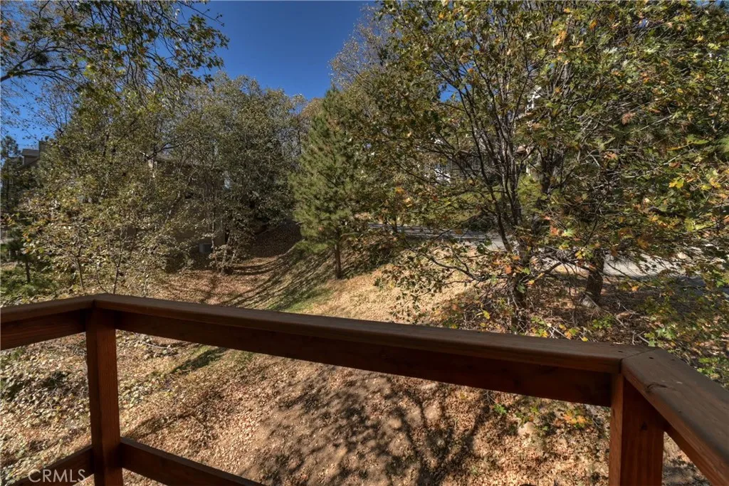 Property image for 27721 St Bernard Lane, Lake Arrowhead, CA 92352