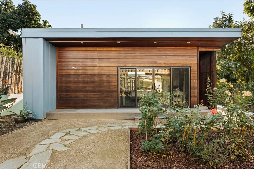 Additional image 18 of 2544 W 5th St, Los Angeles, CA 90057