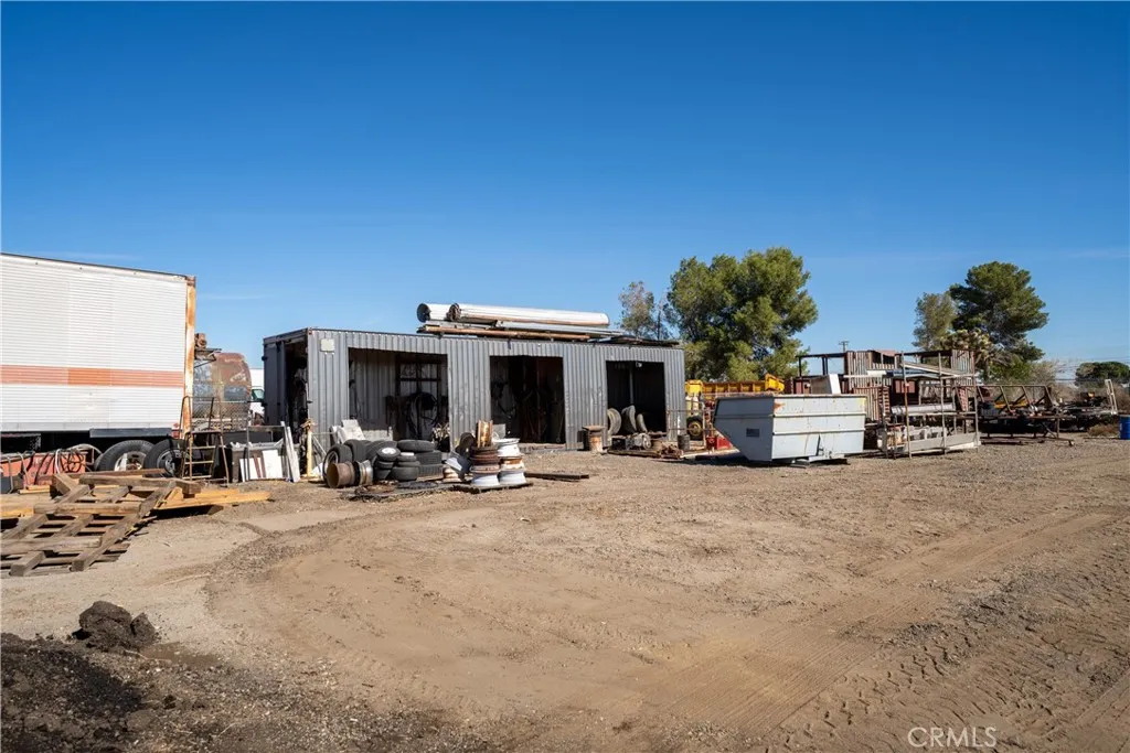 Additional image 30 of 42622 3rd St E, Lancaster, CA 93535