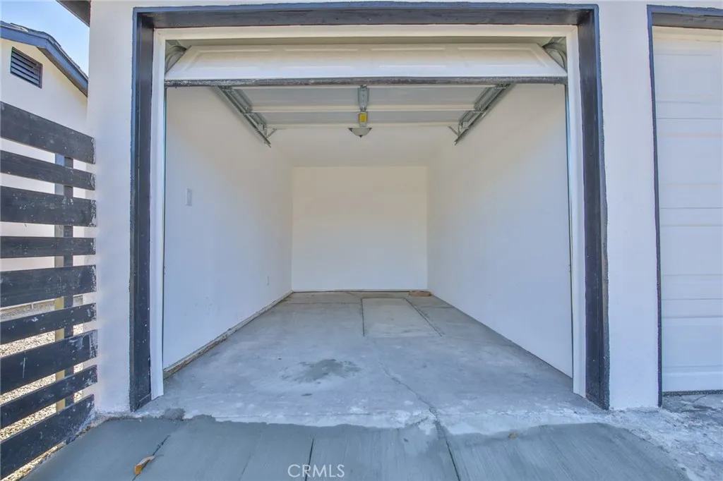 Additional image 41 of 10955 S Spring Street, Los Angeles, CA 90061