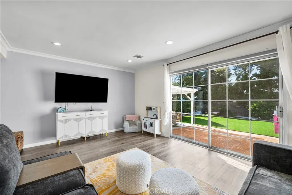 Additional image 8 of 18019 Tiara, Encino, CA 91316