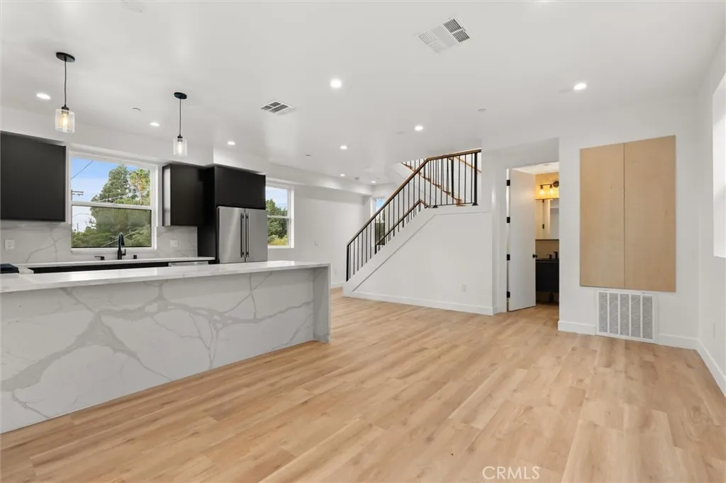 Additional image 38 of 11410 W Calvert Street, North Hollywood, CA 91606