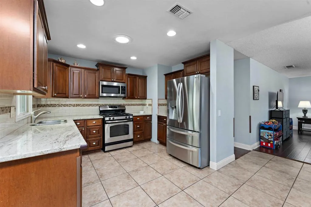 Additional image 34 of 2546 S Sultana Avenue, Ontario, CA 91761