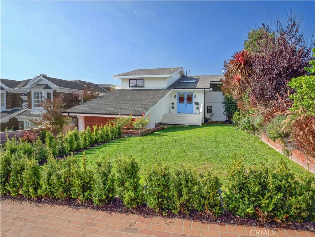 Additional image 3 of 207 S Poinsettia Avenue, Manhattan Beach, CA 90266