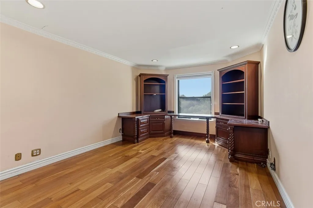 Additional image 30 of 56 N Arroyo Blvd, Pasadena, CA 91105