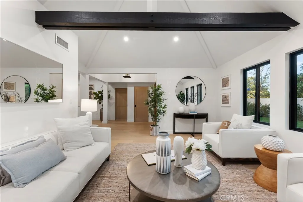 Additional image 5 of 13541 Chandler Boulevard, Sherman Oaks, CA 91401