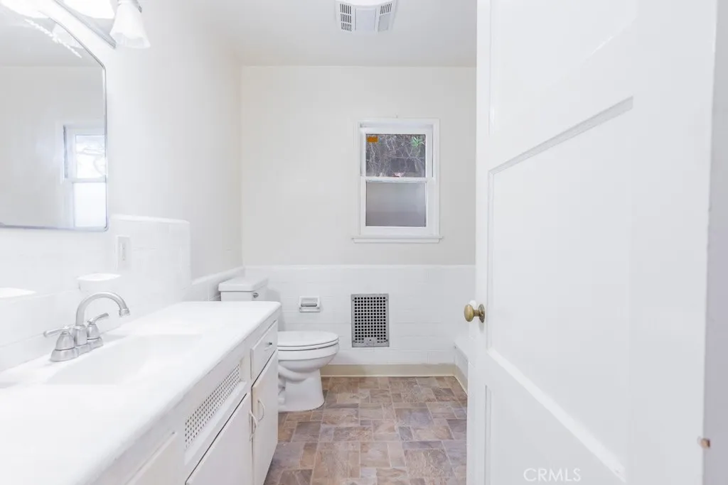 Additional image 40 of 12500 Martha St, Valley Village, CA 91607