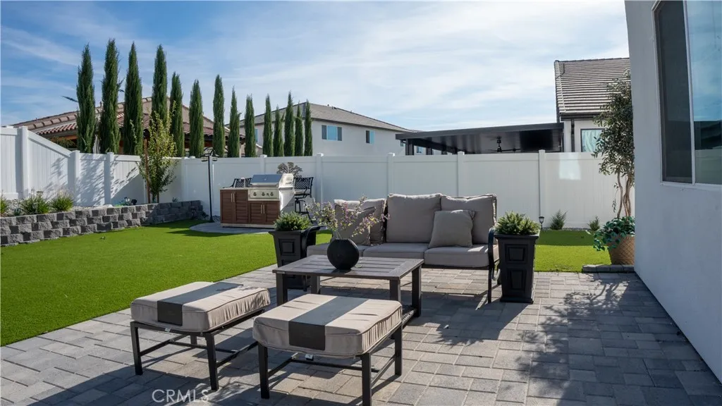 Additional image 86 of 2411 Huron Rd, Rialto, CA 92377