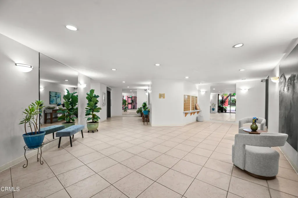 Additional image 48 of 3961 Via Marisol Unit 218, Los Angeles, CA 90042