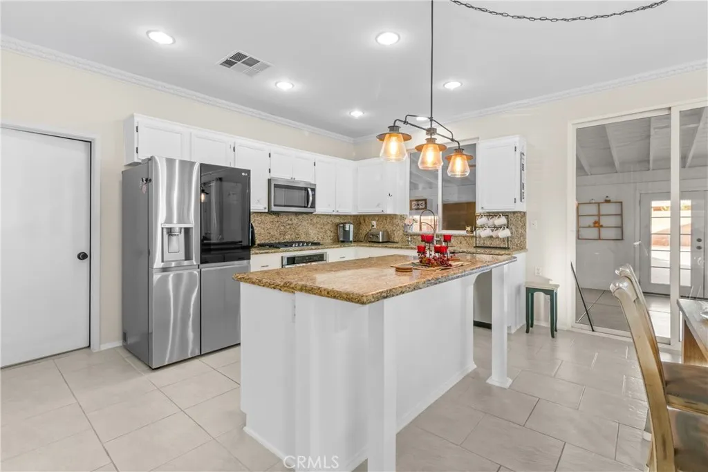 Additional image 48 of 38122 37 Street E, Palmdale, CA 93550