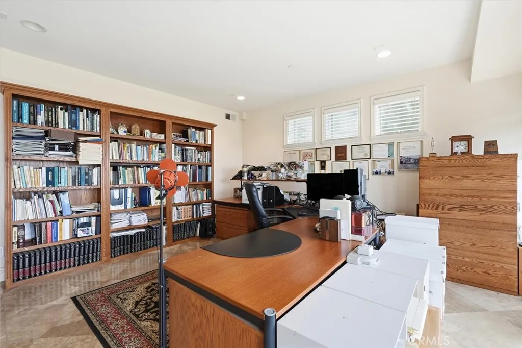 Additional image 78 of 814 Esplanade Unit A, Redondo Beach, CA 90277