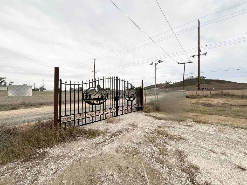 Additional image 94 of 33761 Leon Rd, Winchester, CA 92596