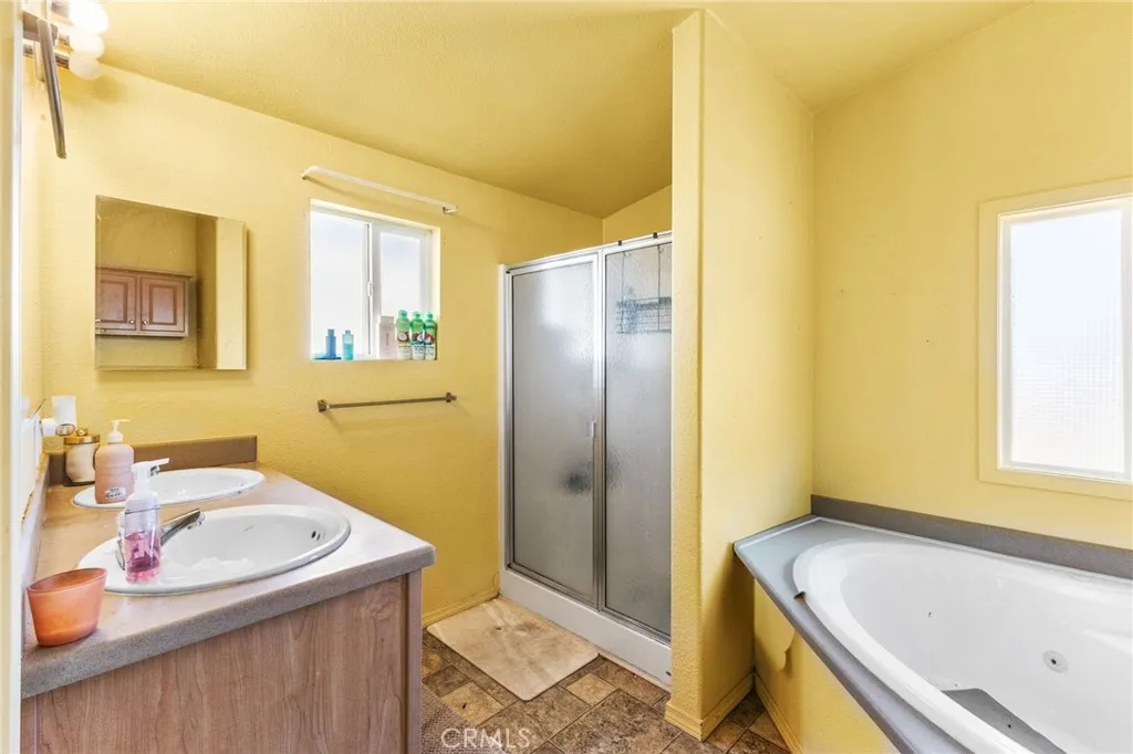 Additional image 31 of 324 Anita Road, Landers, CA 92285