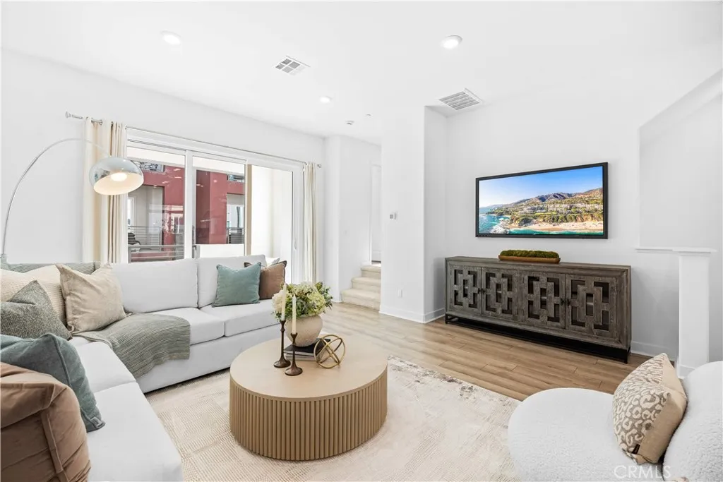 Additional image 62 of 344 Tank, Irvine, CA 92618