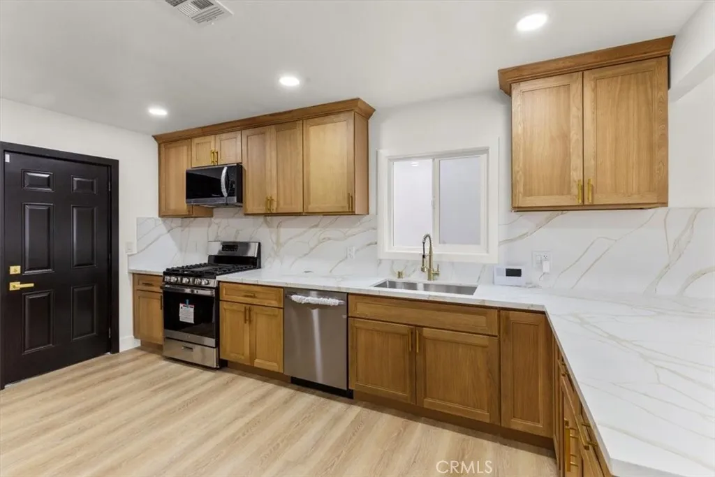 Additional image 43 of 128 N Alessandro Ave, San Jacinto, CA 92583