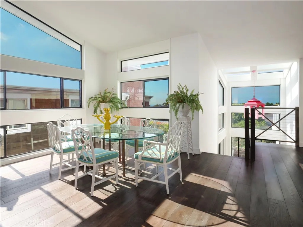 Additional image 9 of 207 S Poinsettia Avenue, Manhattan Beach, CA 90266