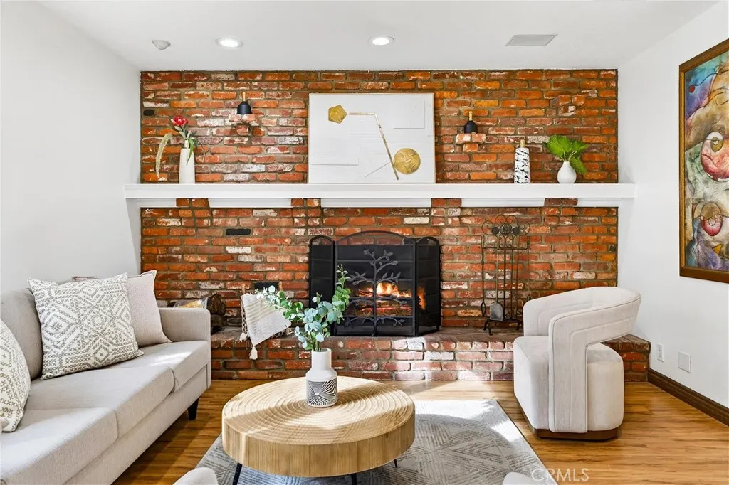 Additional image 10 of 663 Lausinda Avenue, Long Beach, CA 90803