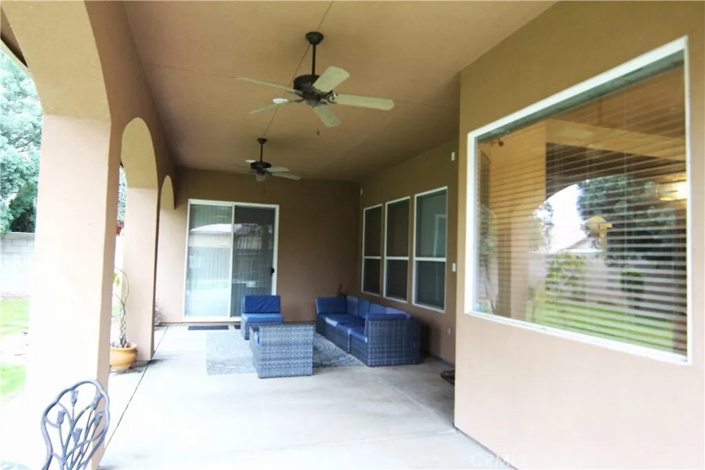 9905 Lightner Way, Bakersfield, CA 93311