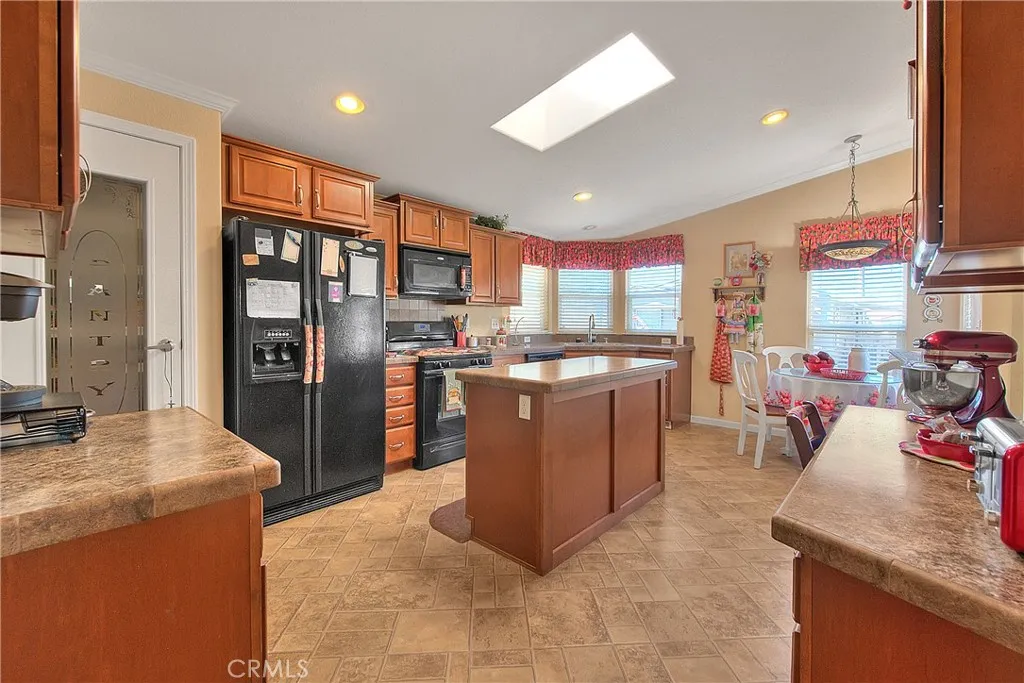 Additional image 14 of 3530 Damien Ave Unit 212, La Verne, CA 91750