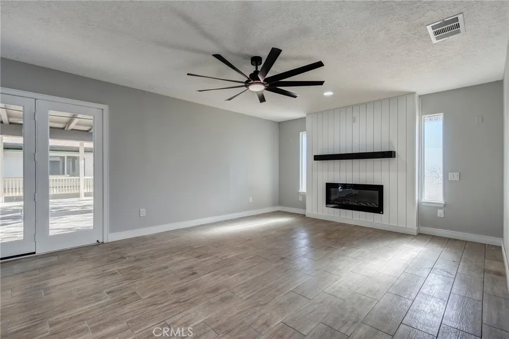 Additional image 24 of 10731 Anaconda Avenue, Oak Hills, CA 92344