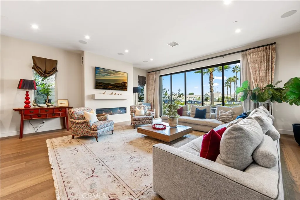 Additional image 7 of 15 Marina Way, Seal Beach, CA 90740