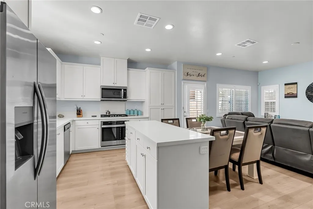 Additional image 6 of 16064 Symphony Lane, Fontana, CA 92336