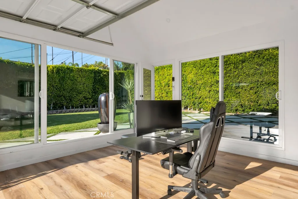 Additional image 35 of 1911 W Kenneth Rd, Glendale, CA 91201