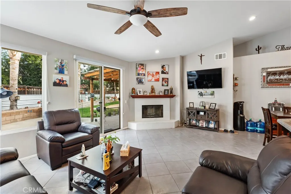 Additional image 46 of 236 Jam St, Hemet, CA 92544