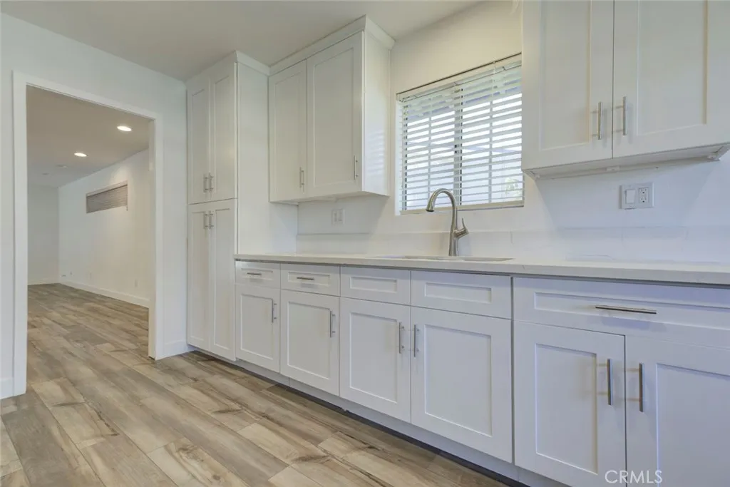 Additional image 10 of 20264 Lassen Street, Chatsworth, CA 91311