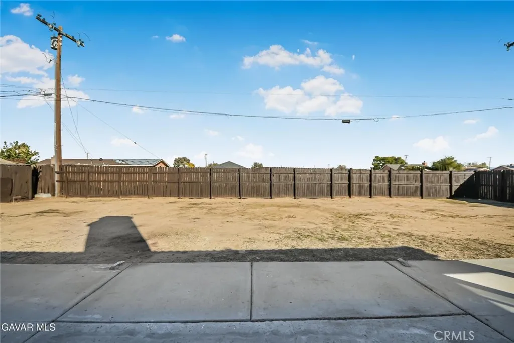 Additional image 44 of 8325 Jacarada Ave, California City, CA 93505