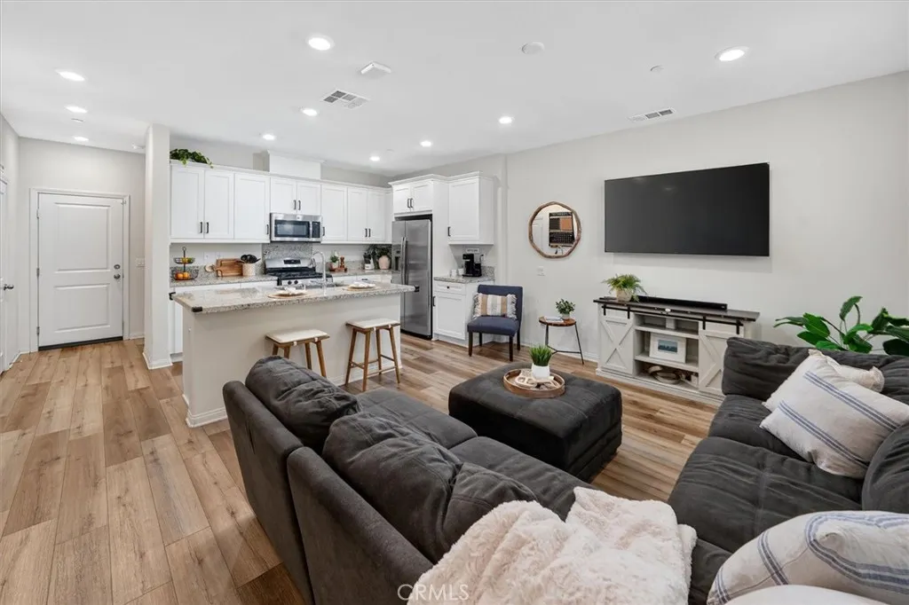 Additional image 2 of 22812 Harvest Mill Cir, Saugus, CA 91350