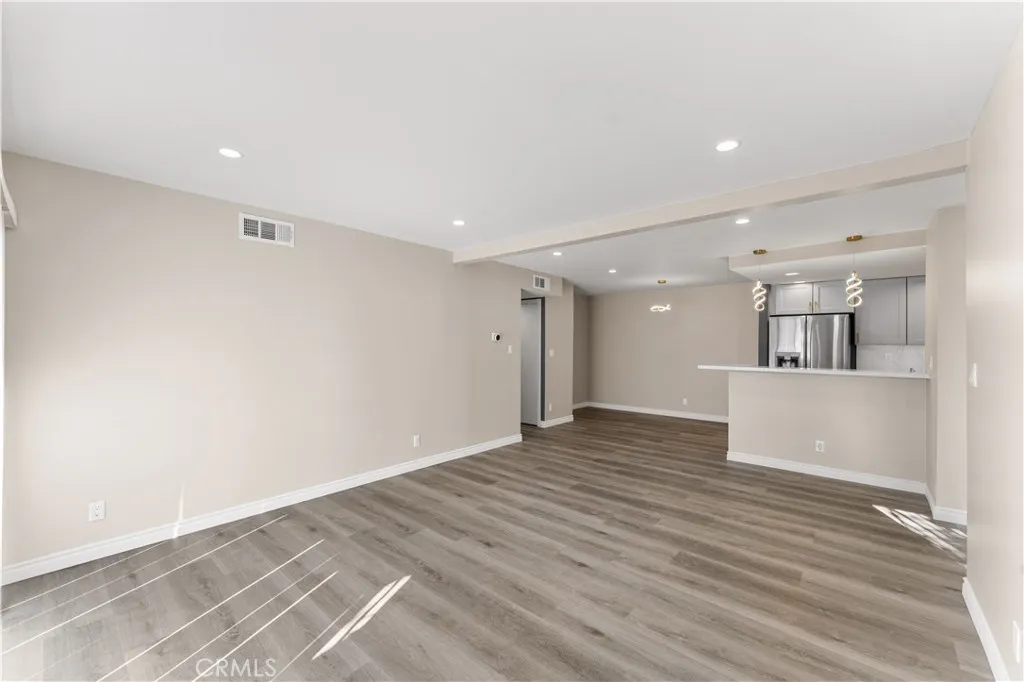 Additional image 67 of 15511 Sherman Way Unit 1, Van Nuys, CA 91406