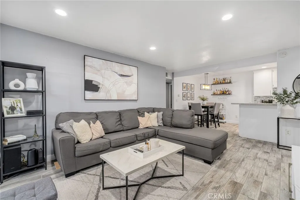 Additional image 2 of 1101 W Macarthur Boulevard Unit 197, Santa Ana, CA 92707