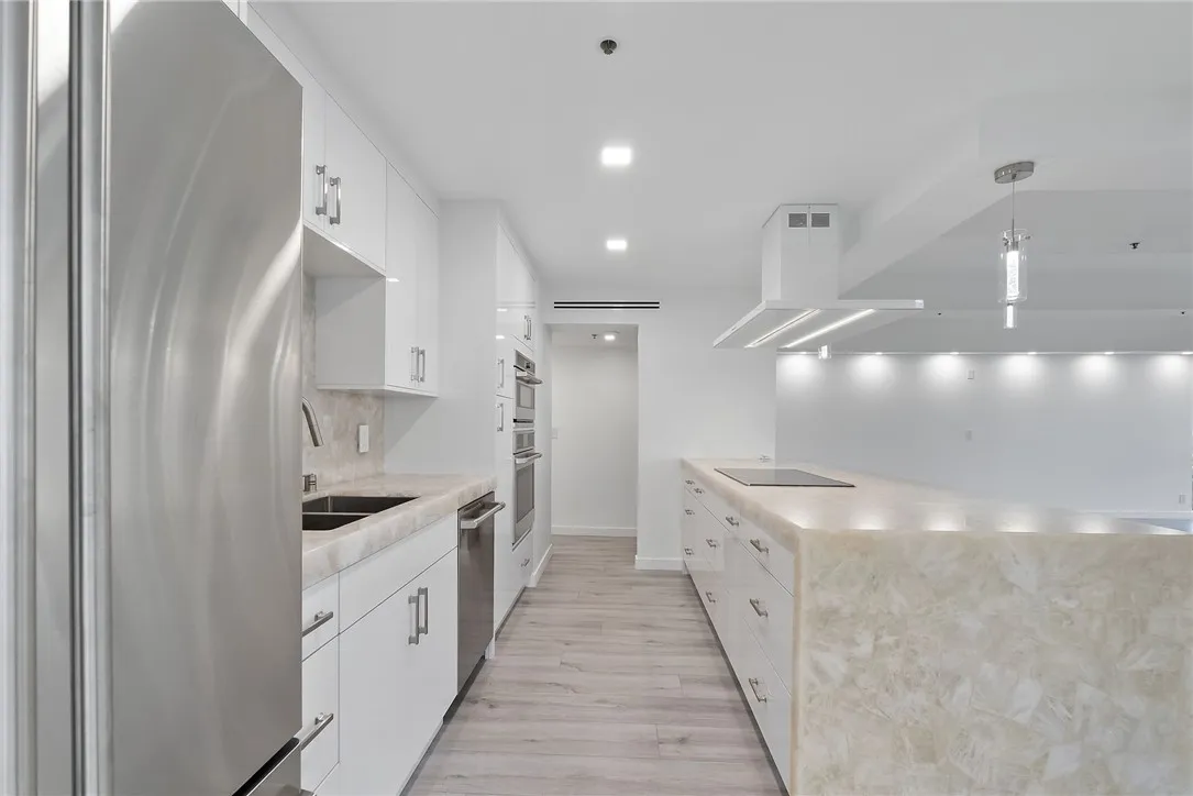 Additional image 72 of 10790 Wilshire Boulevard Unit 806, Los Angeles, CA 90024