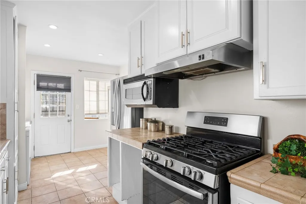 Additional image 8 of 16154 Gilmore, Van Nuys, CA 91406