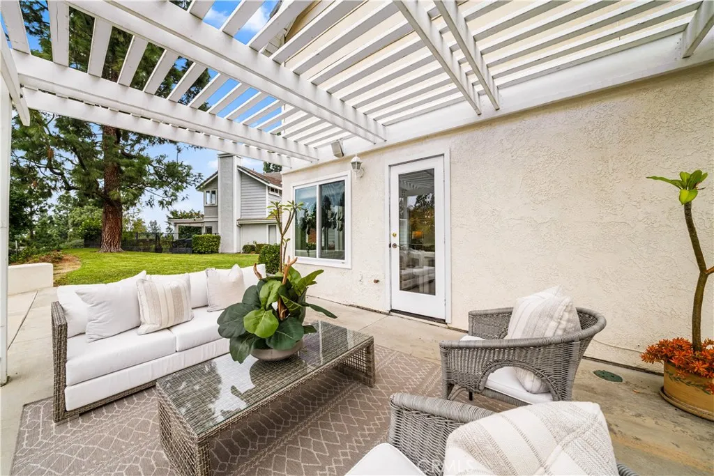 Additional image 38 of 698 S Gentry Ln, Anaheim Hills, CA 92807