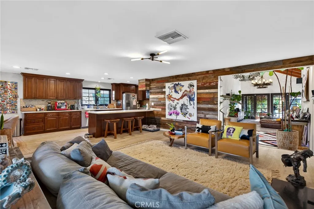 Additional image 89 of 5526 Fulton, Sherman Oaks, CA 91401