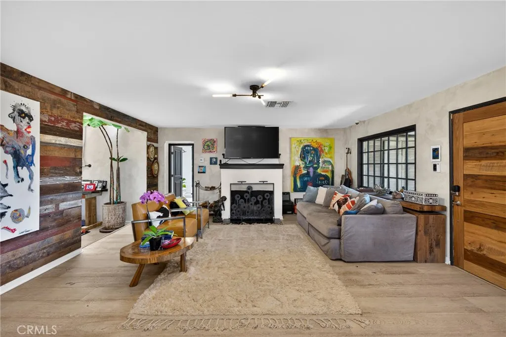 Additional image 13 of 5526 Fulton, Sherman Oaks, CA 91401