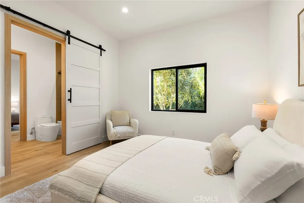 Additional image 99 of 5750 Stansbury Avenue, Sherman Oaks, CA 91401